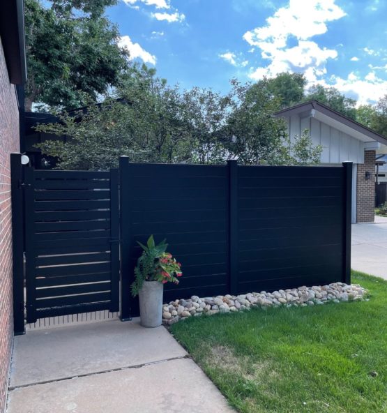 Privacy Aluminum fence and Semi Gate (2)